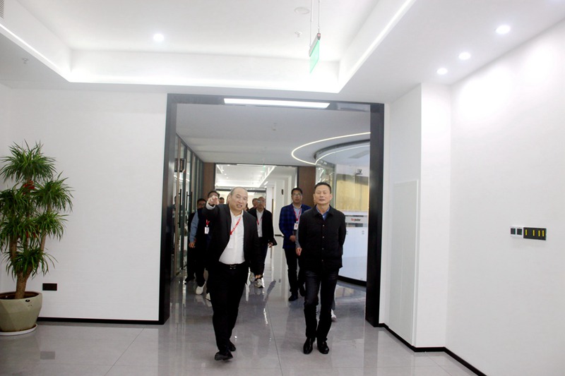 市工商聯(lián)黨組成員、副主席李先進(jìn)調(diào)研圣普集團(tuán) 贊譽(yù)“專精特新”發(fā)展模式